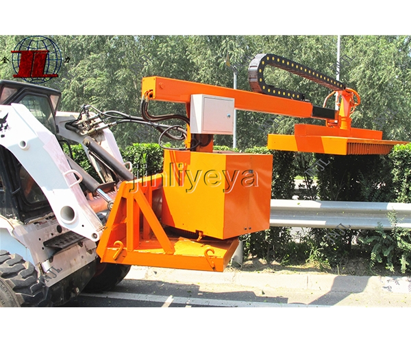 Vehicle mounted hedge trimmer